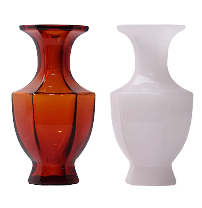 Tea-Colored Vase