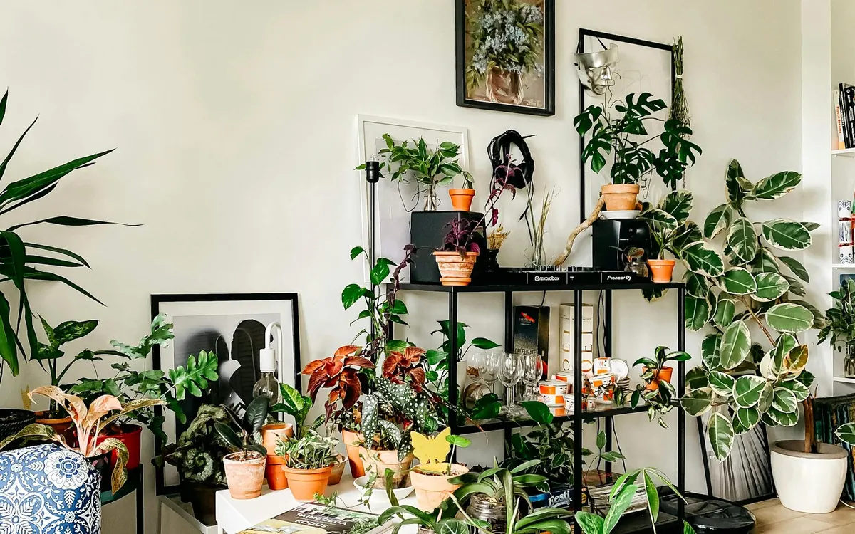 Greenery and floral styling