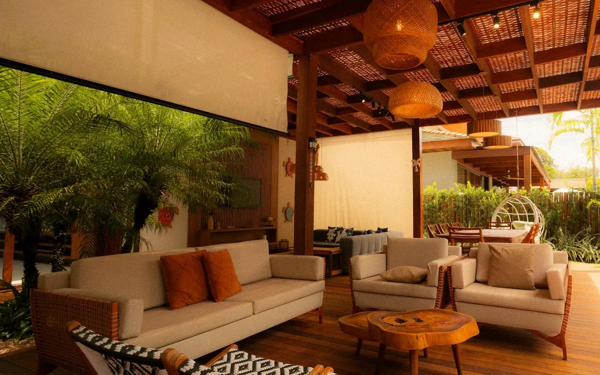 Outdoor and courtyard materials
